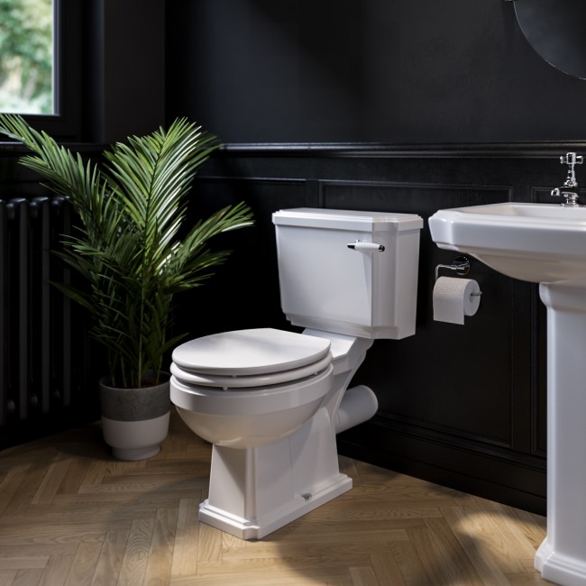 Traditional Close Coupled Toilet with Wooden Soft Close Seat - Park Royal