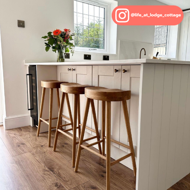 Set of 2 Solid Weathered Oak Kitchen Counter Stools - 70cm - Rayne