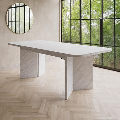 Extendable Dining Table