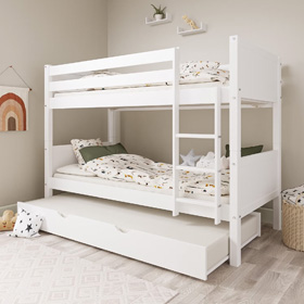 Bunk Beds with Trundle